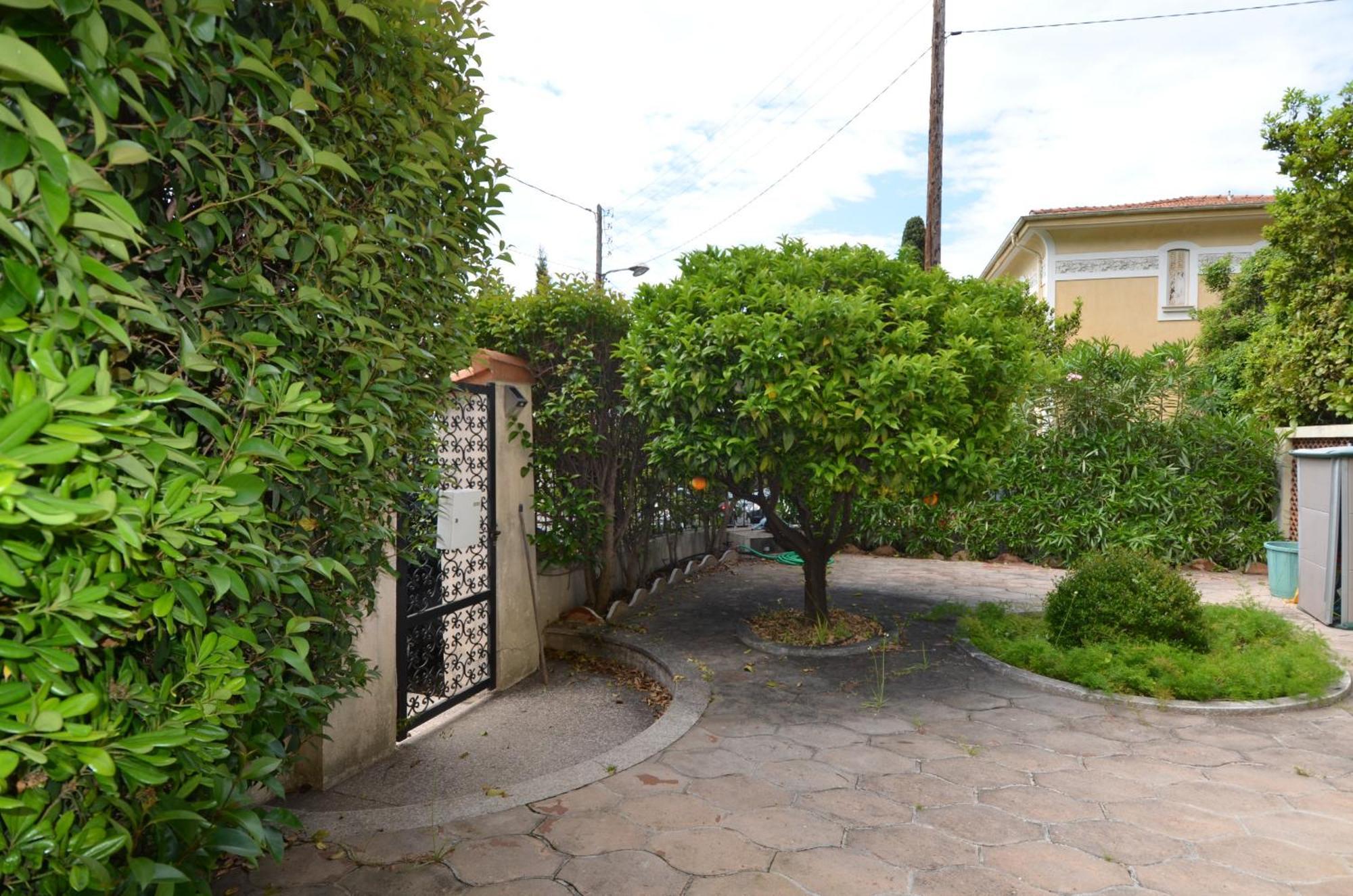 Parc Louisa - Appartement D'Epoque Avec Jardin Et Parking 4 Personnes Le Port De Nice Eksteriør bilde