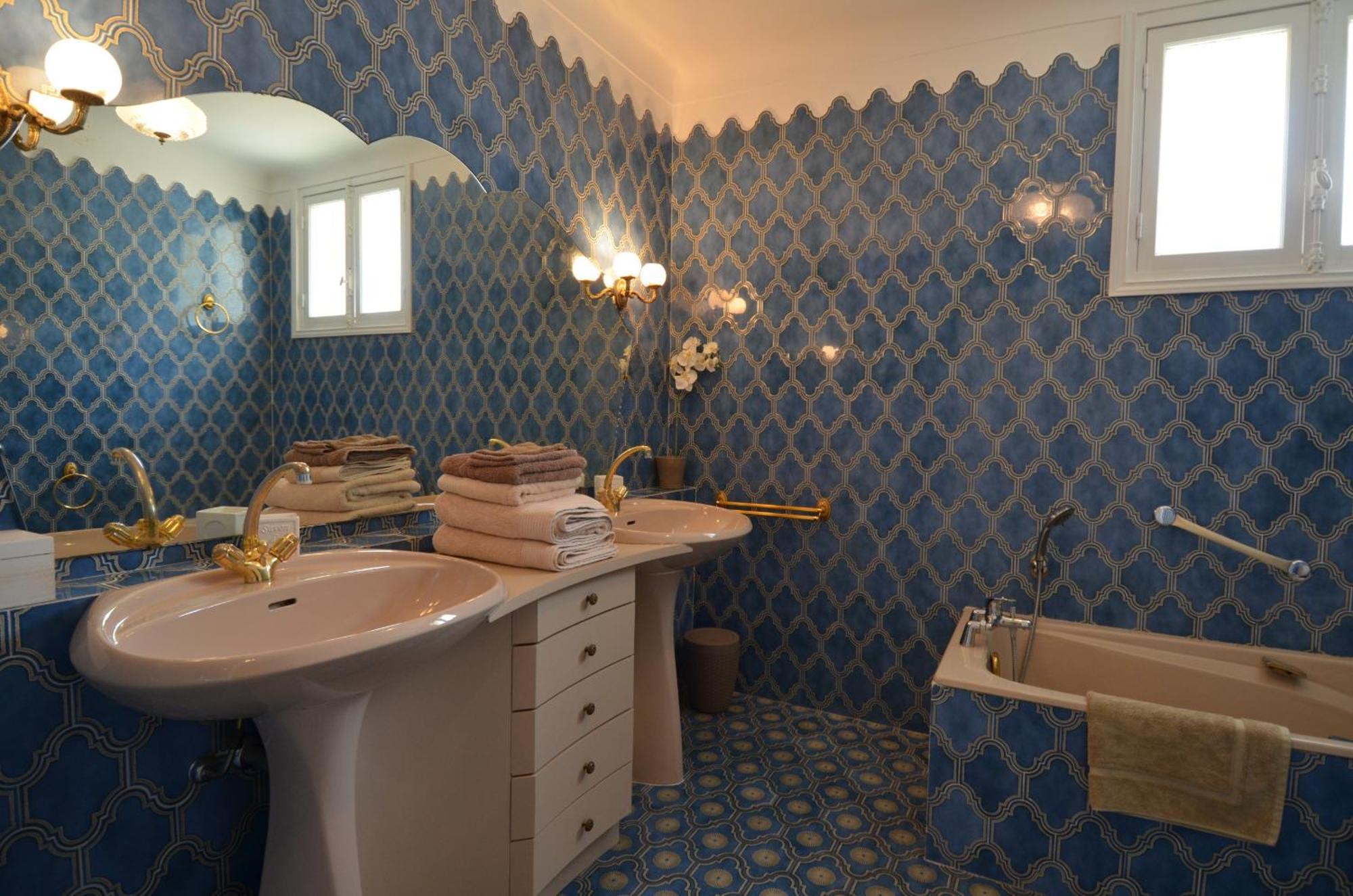 Parc Louisa - Appartement D'Epoque Avec Jardin Et Parking 4 Personnes Le Port De Nice Eksteriør bilde