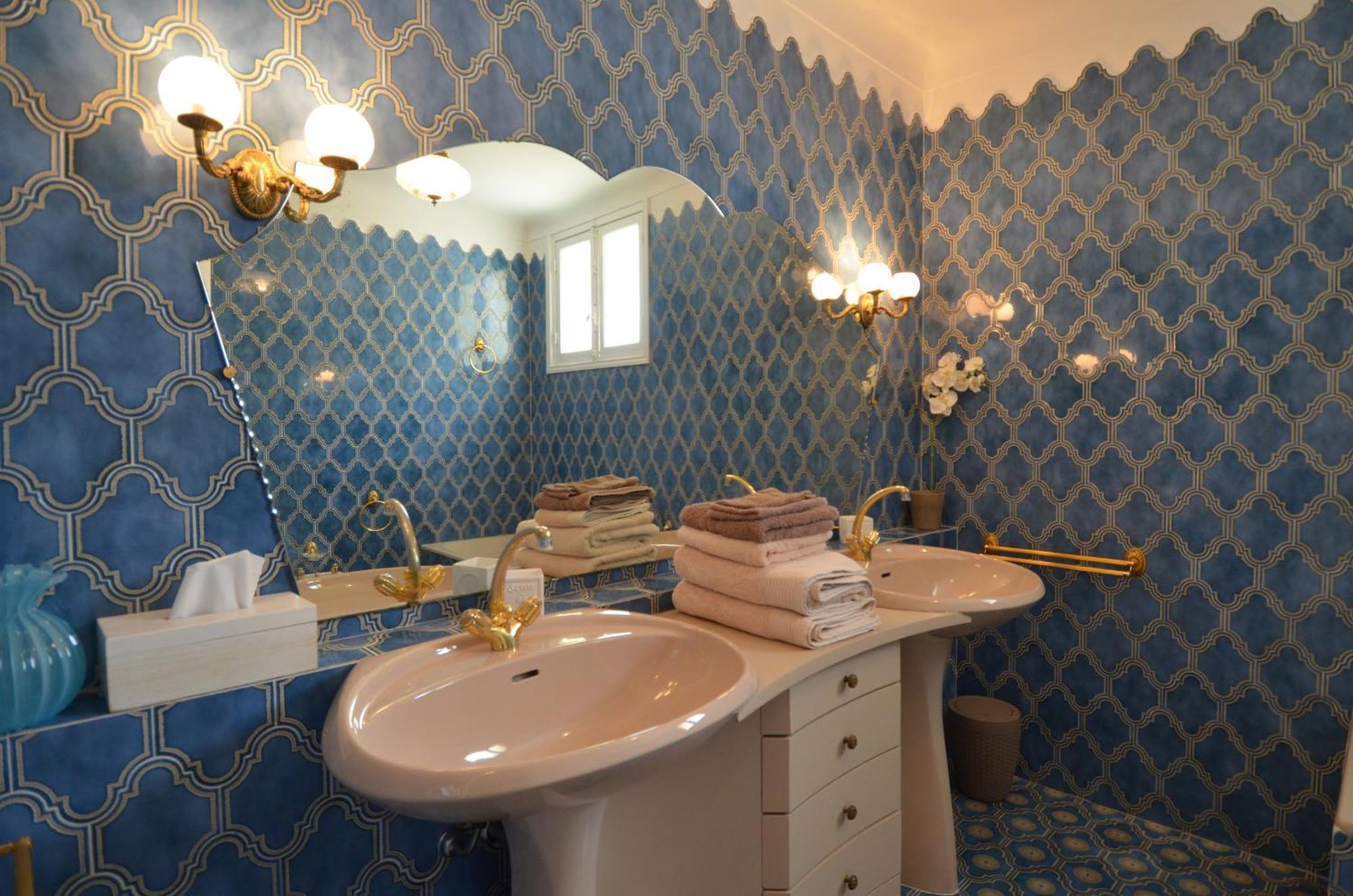 Parc Louisa - Appartement D'Epoque Avec Jardin Et Parking 4 Personnes Le Port De Nice Eksteriør bilde